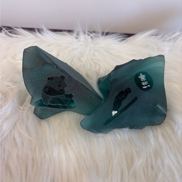 Elegant Teal Glass Art Pieces 1988 Olympics - Picture 9 of 9